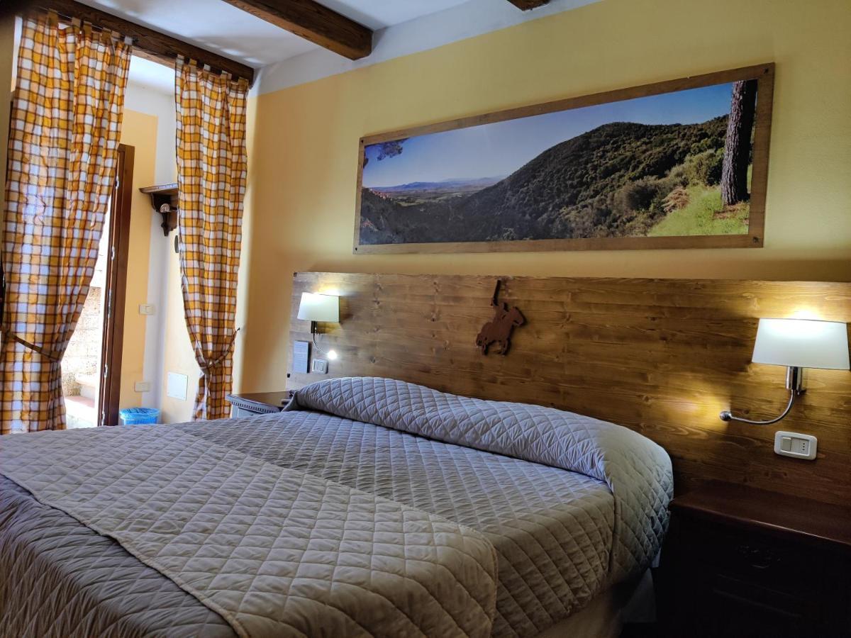 Locanda Mossa Dei Barbari Buriano  Luaran gambar