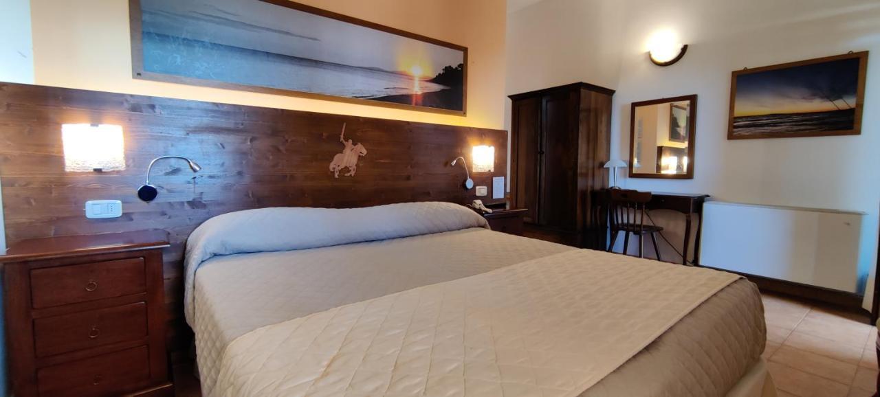 Locanda Mossa Dei Barbari Buriano  Luaran gambar