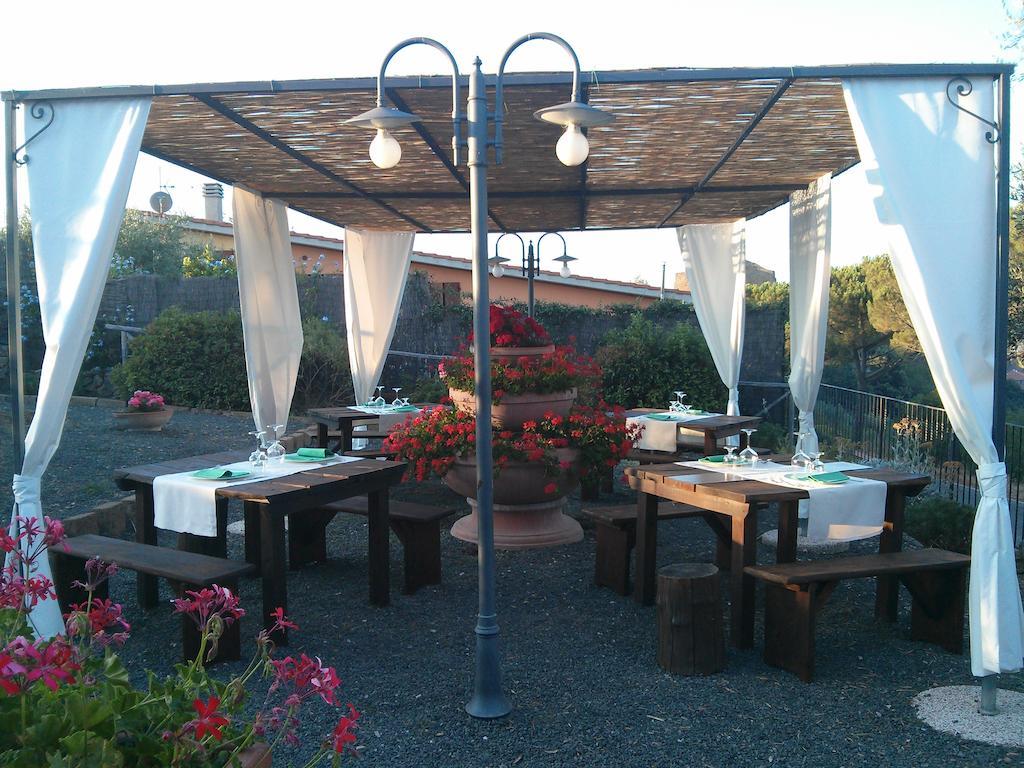 Locanda Mossa Dei Barbari Buriano  Luaran gambar