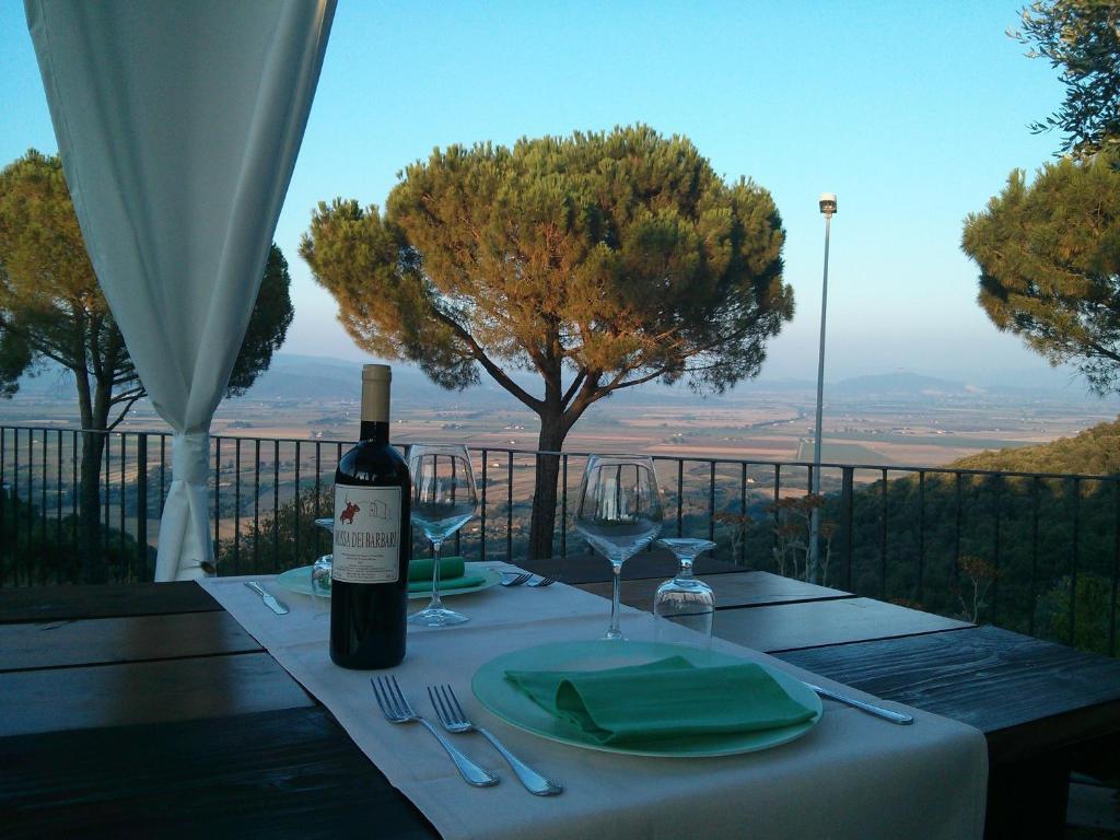 Locanda Mossa Dei Barbari Buriano  Luaran gambar