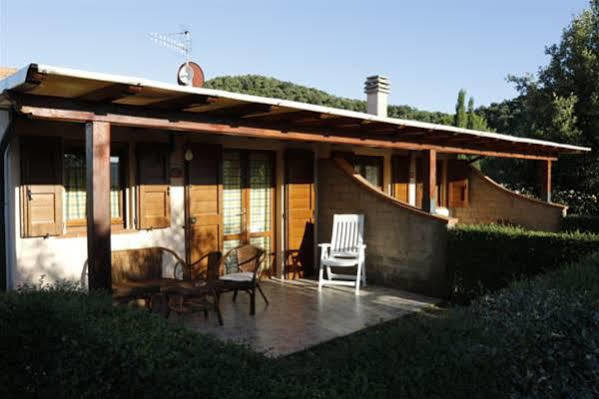 Locanda Mossa Dei Barbari Buriano  Luaran gambar