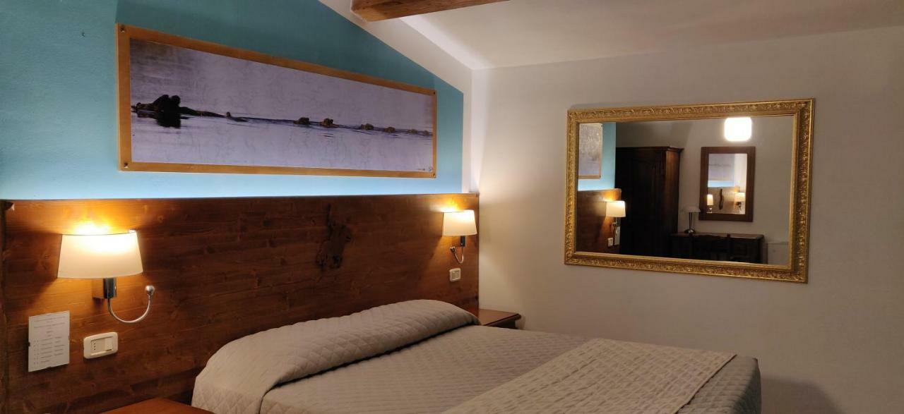 Locanda Mossa Dei Barbari Buriano  Luaran gambar